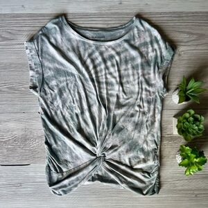 LUCKY BRAND tie-die twist front tee shirt size S EUC